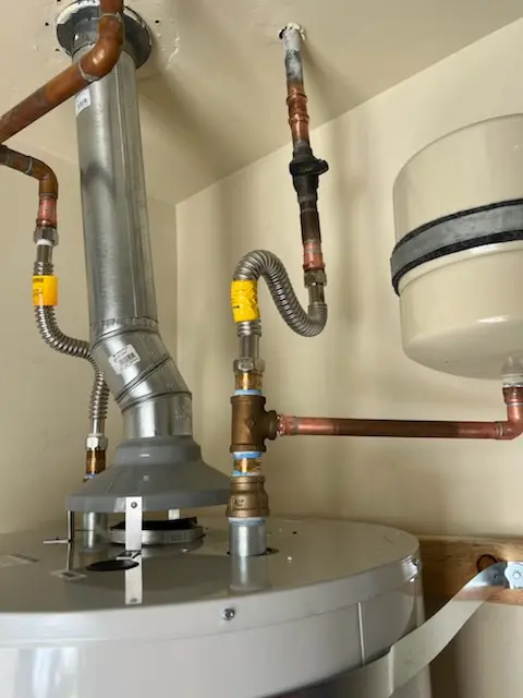 Water heater installation and plumbing repair in Wolf Creek